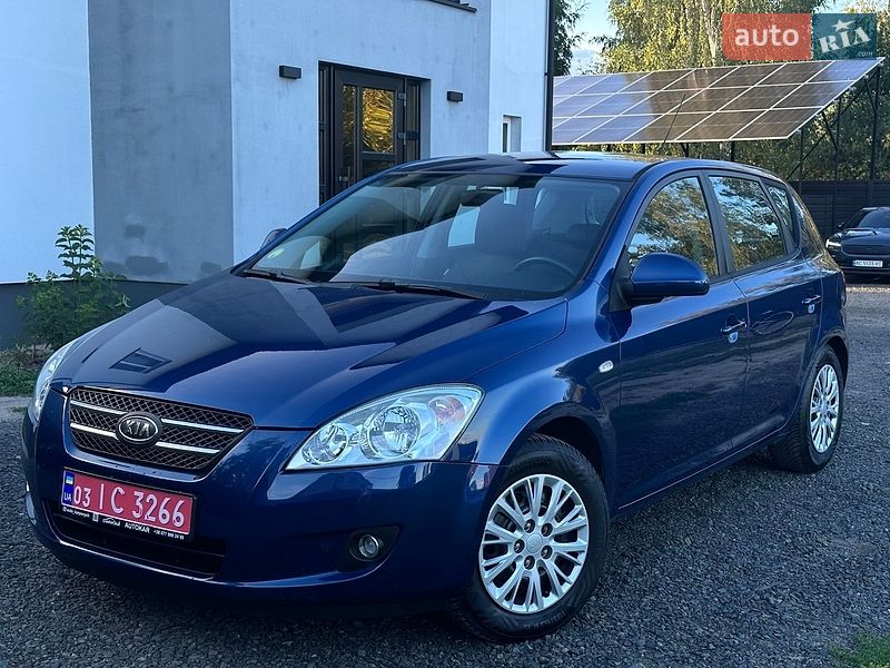 Хетчбек Kia Ceed 2008 в Седлище
