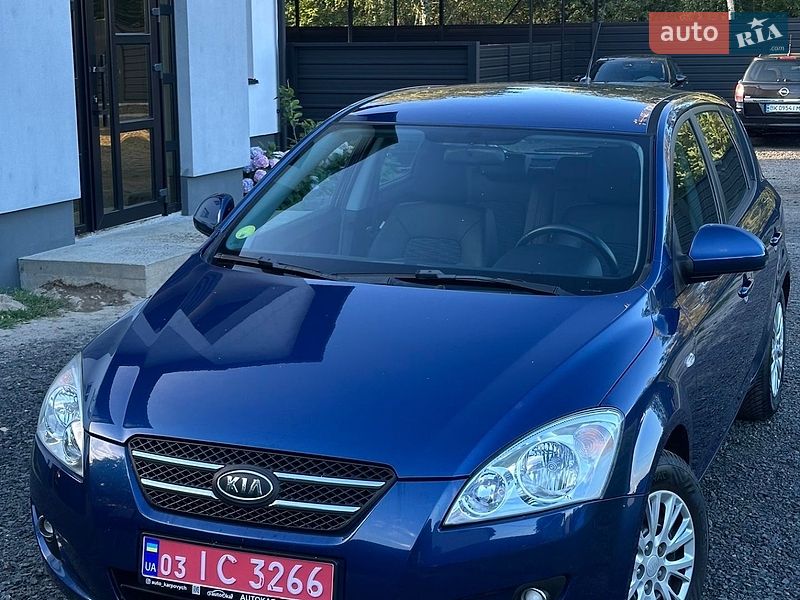 Хетчбек Kia Ceed 2008 в Седлище