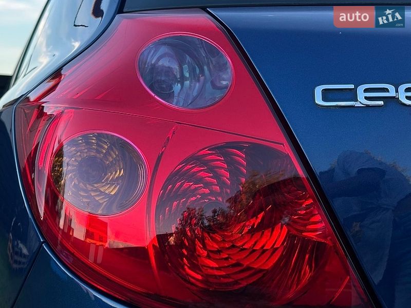 Хетчбек Kia Ceed 2008 в Седлище