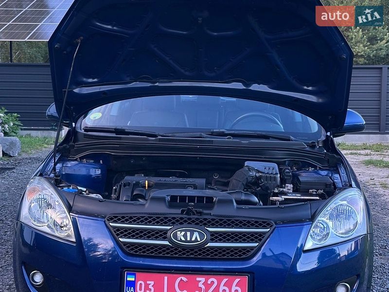 Хетчбек Kia Ceed 2008 в Седлище