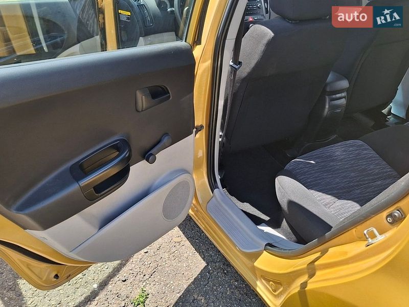 Хэтчбек Kia Ceed 2007 в Черновцах