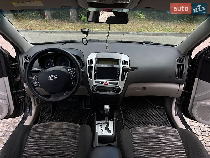 Хетчбек Kia Ceed 2008 в Самарі