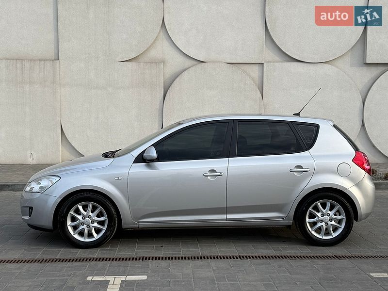 Хетчбек Kia Ceed 2007 в Луцьку фото 7 Хетчбек Kia Ceed 2007 в Луцьку
