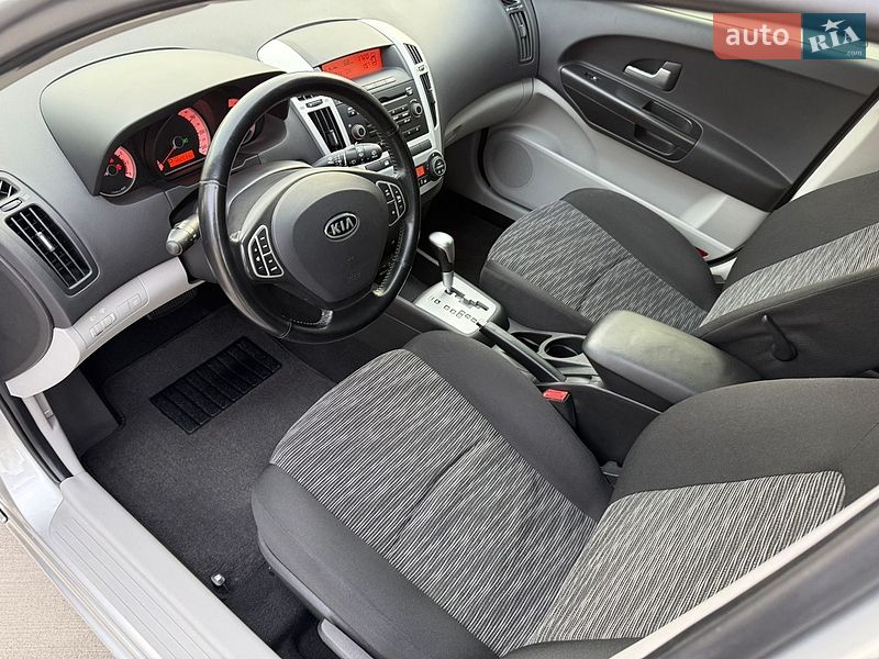 Хетчбек Kia Ceed 2007 в Луцьку фото 12 Хетчбек Kia Ceed 2007 в Луцьку