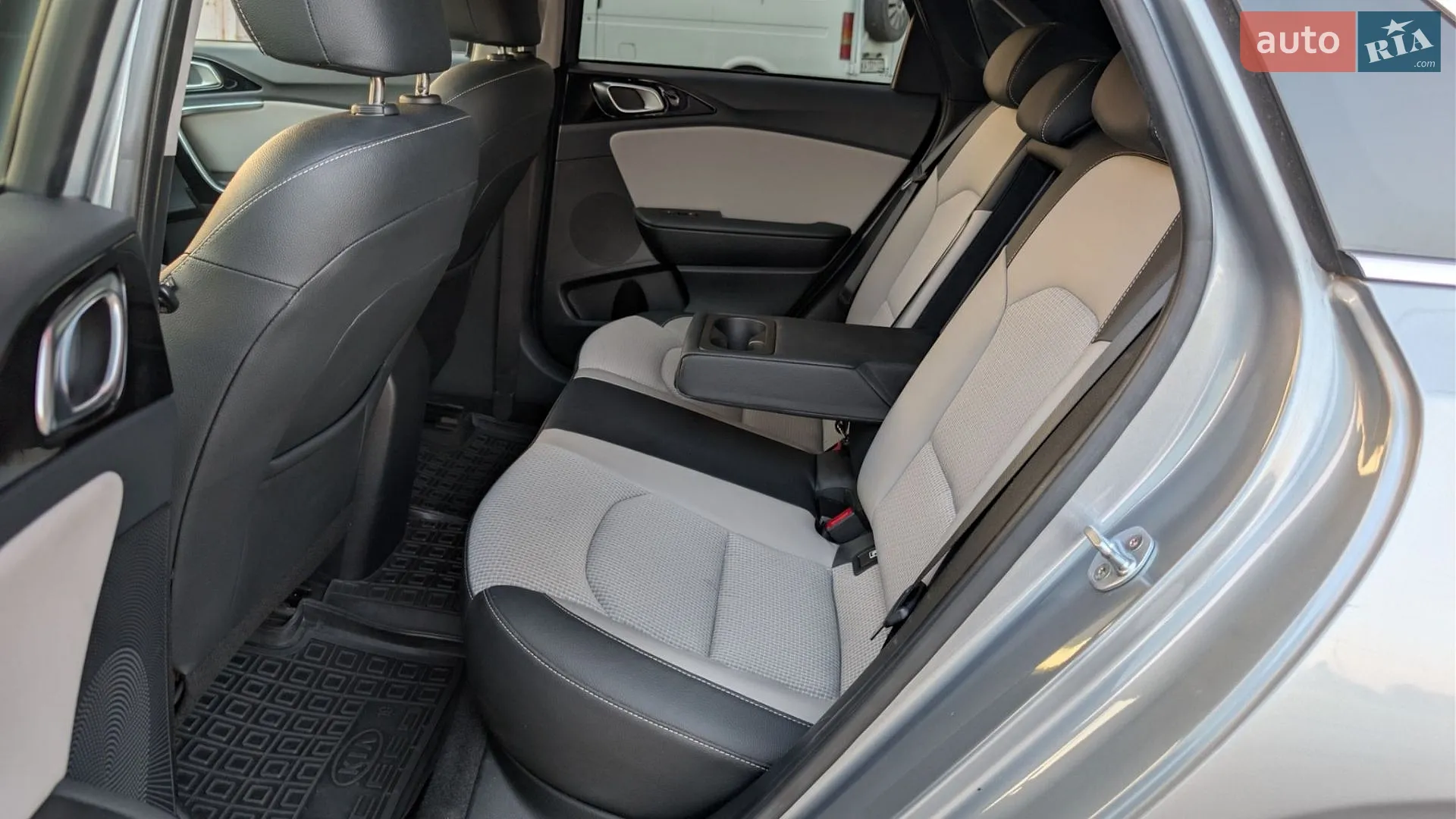 2019 Kia Cee'd - мініатюра 35