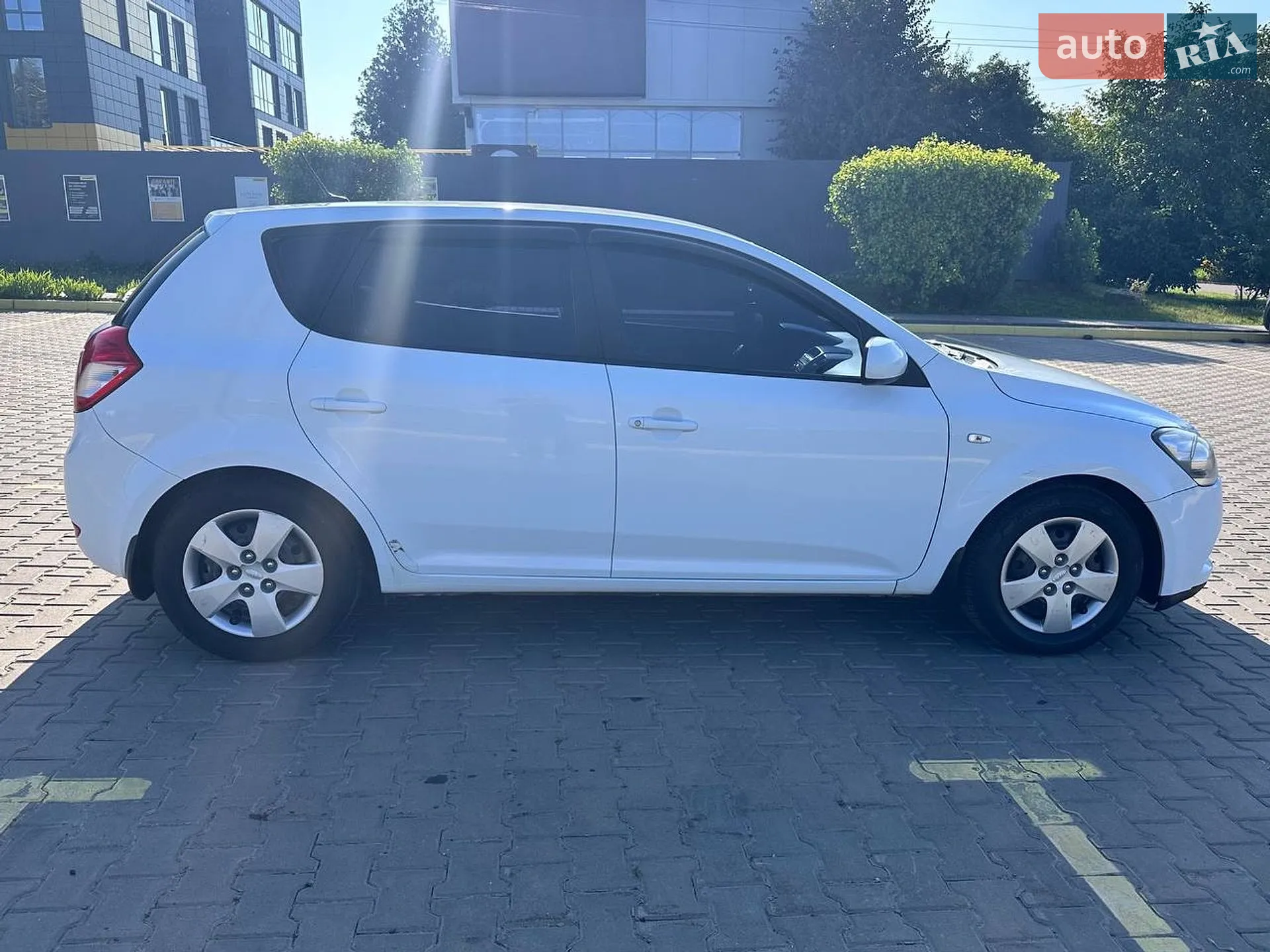 2010 Kia Cee'd - мініатюра 3
