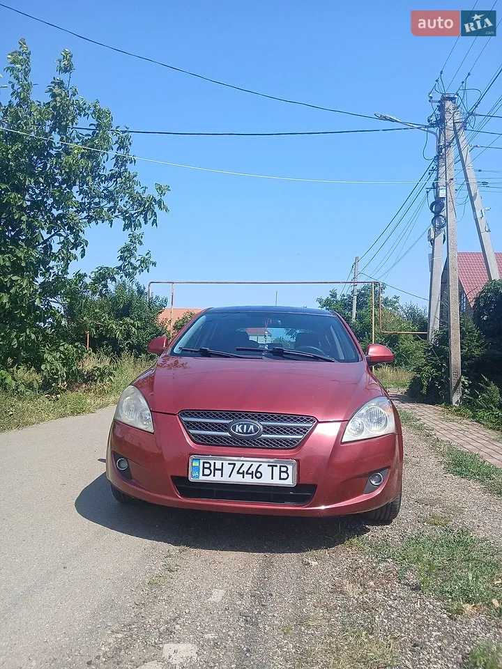 2010 Kia Cee'd - мініатюра 15