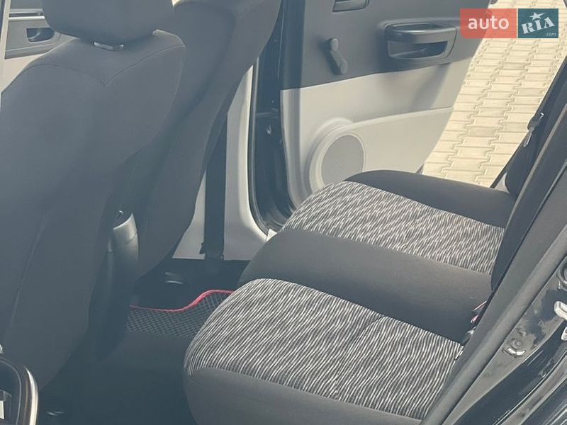 Хэтчбек Kia Ceed 2007 в Хусте