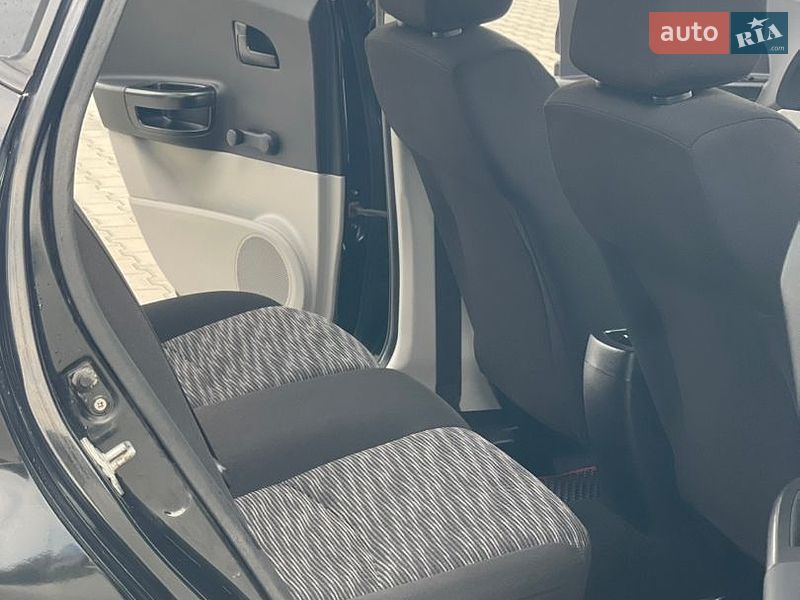 Хэтчбек Kia Ceed 2007 в Хусте