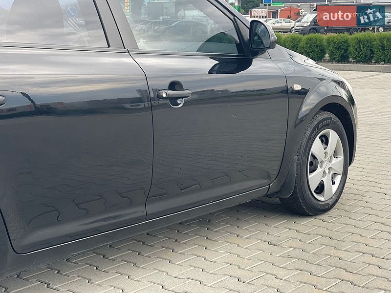 Хэтчбек Kia Ceed 2007 в Хусте