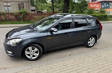 Універсал Kia Ceed 2010 в Глибокій