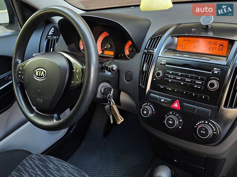 Хетчбек Kia Ceed 2008 в Тернополі