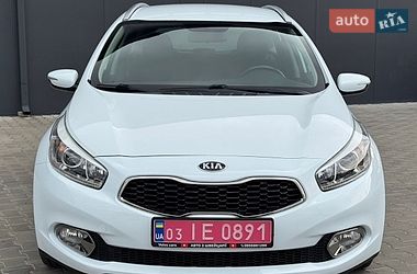 Универсал Kia Ceed 2014 в Луцке