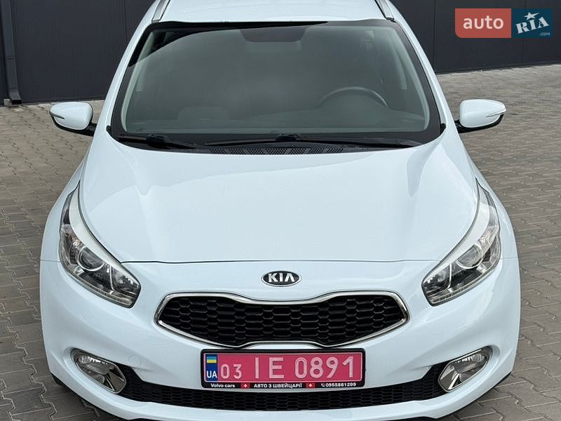 Универсал Kia Ceed 2014 в Луцке
