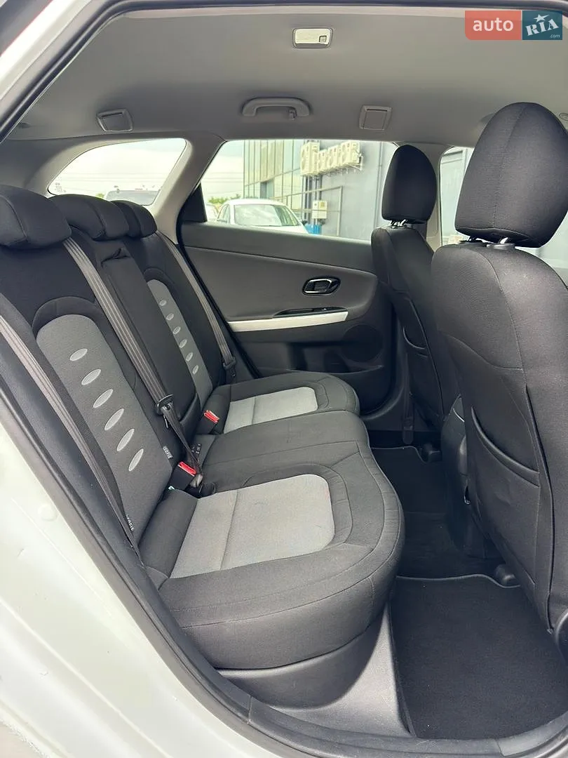 2014 Kia Cee'd - мініатюра 39
