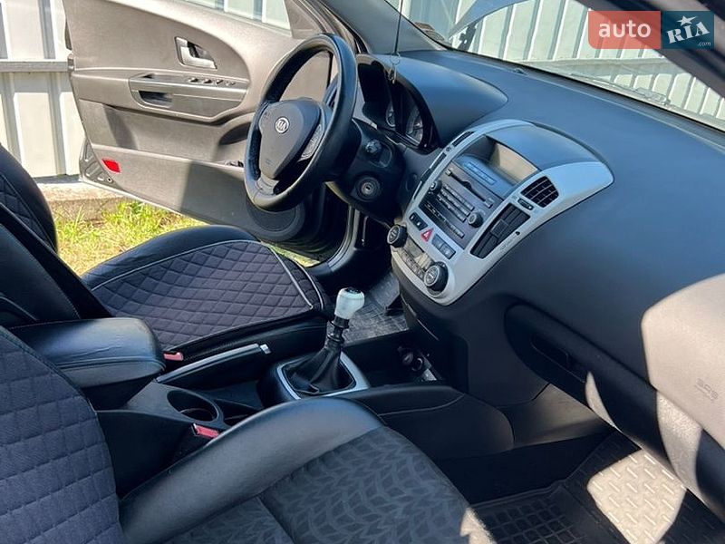Универсал Kia Ceed 2007 в Львове