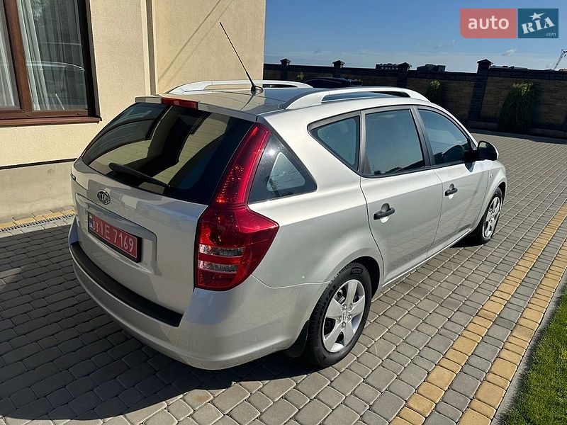 Універсал Kia Ceed 2009 в Луцьку
