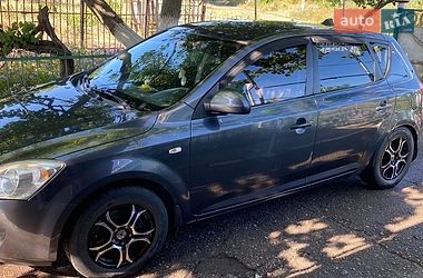 Хетчбек Kia Ceed 2008 в Новомиргороді