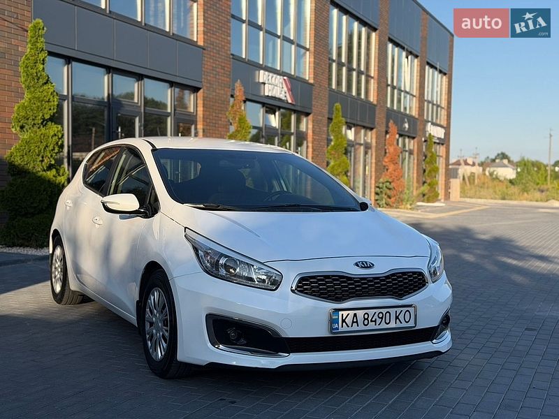 Хэтчбек Kia Ceed 2017 в Виннице