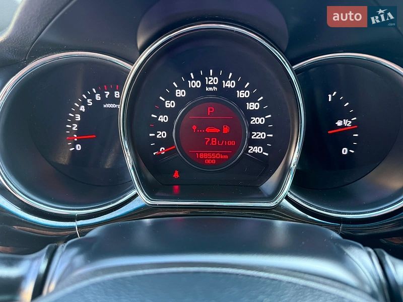 Хэтчбек Kia Ceed 2012 в Чернигове