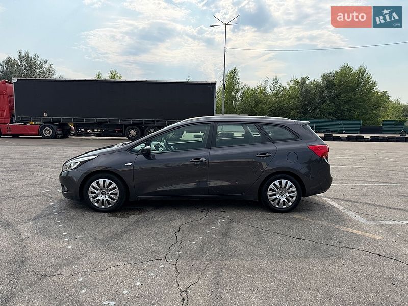 Універсал Kia Ceed 2015 в Києві