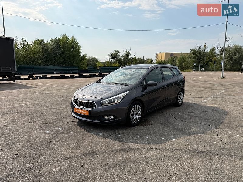 Універсал Kia Ceed 2015 в Києві