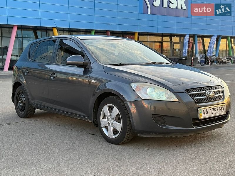 Хетчбек Kia Ceed 2008 в Києві