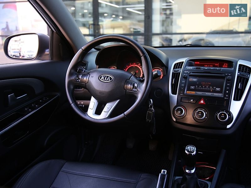 Универсал Kia Ceed 2011 в Харькове