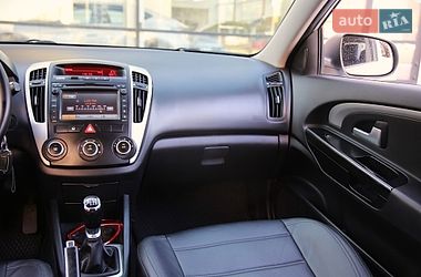 Универсал Kia Ceed 2011 в Харькове