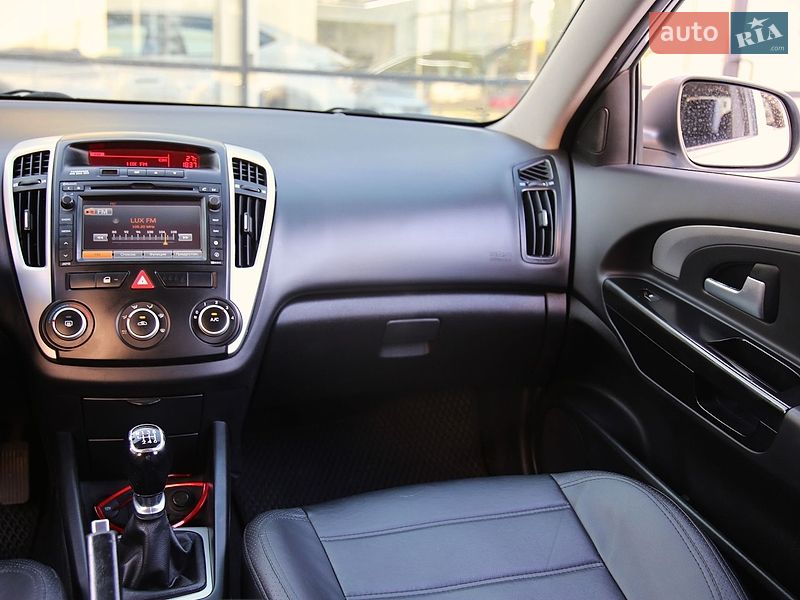 Универсал Kia Ceed 2011 в Харькове