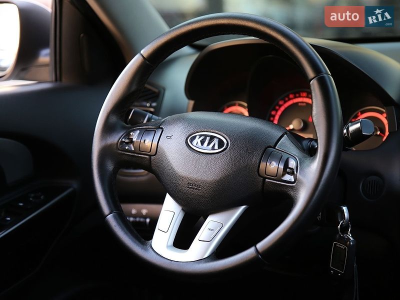 Универсал Kia Ceed 2011 в Харькове