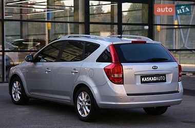 Универсал Kia Ceed 2011 в Харькове