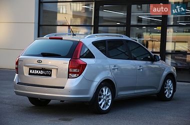 Универсал Kia Ceed 2011 в Харькове