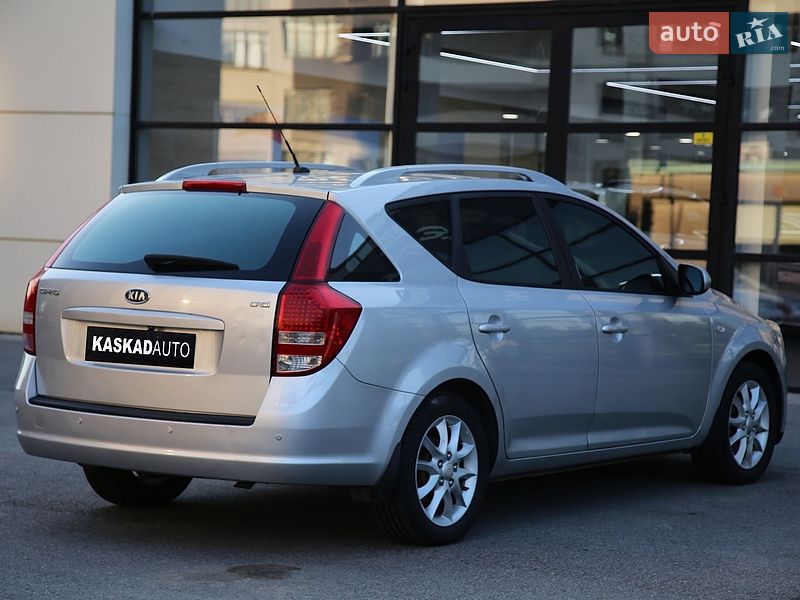 Универсал Kia Ceed 2011 в Харькове