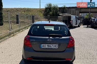 Хэтчбек Kia Ceed 2009 в Мукачево