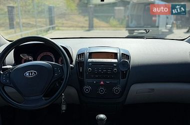 Хэтчбек Kia Ceed 2009 в Мукачево