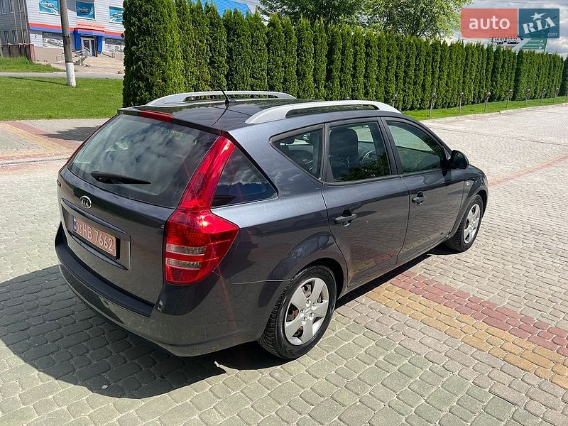 Універсал Kia Ceed 2008 в Дунаївцях