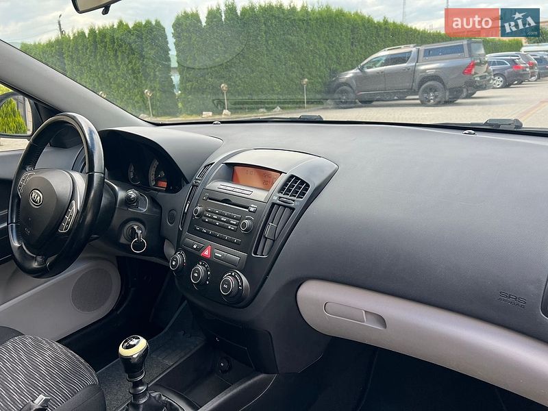 Універсал Kia Ceed 2008 в Дунаївцях