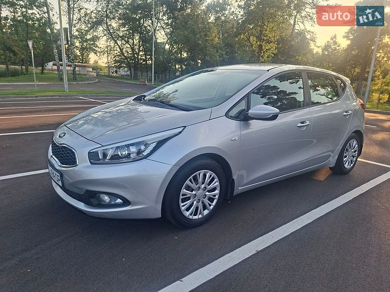 Хэтчбек Kia Ceed 2013 в Киеве