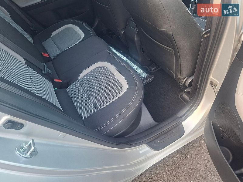 Хэтчбек Kia Ceed 2013 в Киеве