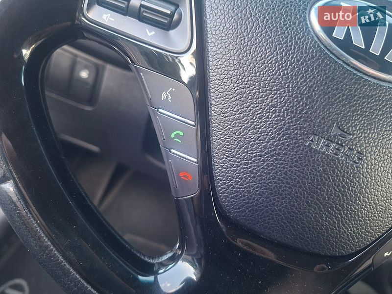 Хэтчбек Kia Ceed 2013 в Киеве