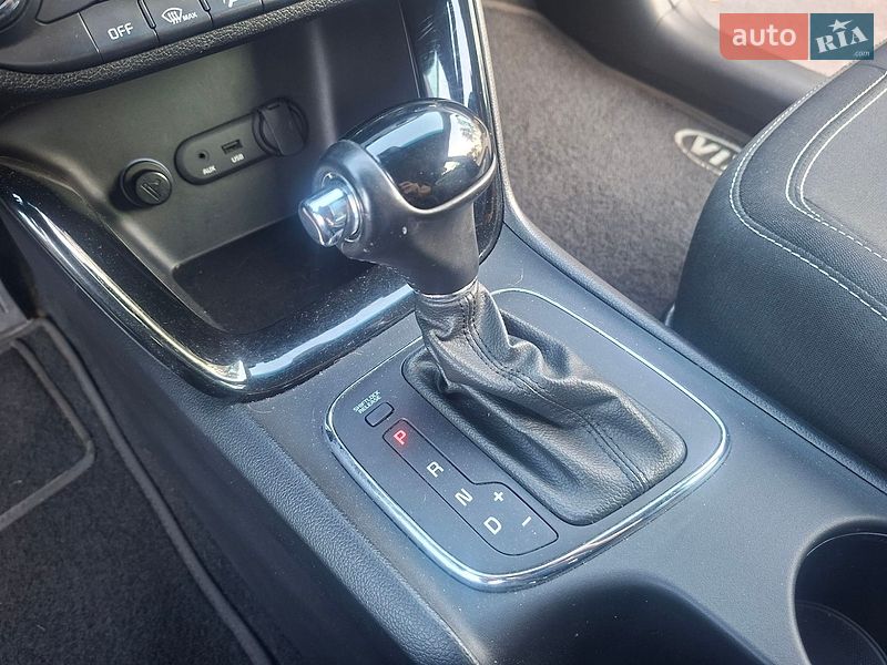 Хэтчбек Kia Ceed 2013 в Киеве