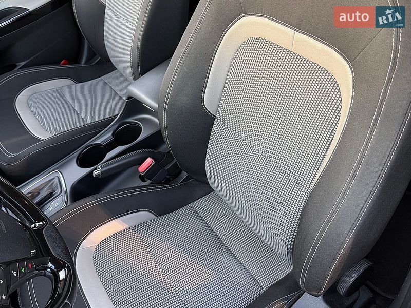 Хетчбек Kia Ceed 2016 в Києві