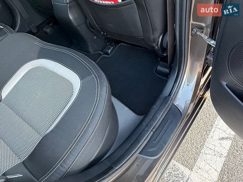 Хетчбек Kia Ceed 2016 в Києві