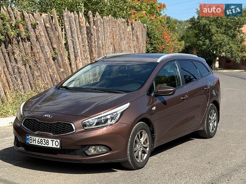 Универсал Kia Ceed 2013 в Белгороде-Днестровском фото 5 Универсал Kia Ceed 2013 в Белгороде-Днестровском