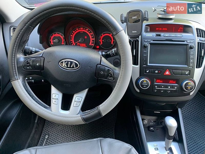 Хетчбек Kia Ceed 2010 в Хмельницькому
