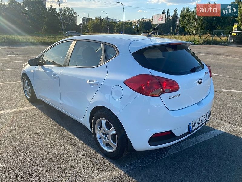 Хетчбек Kia Ceed 2013 в Києві