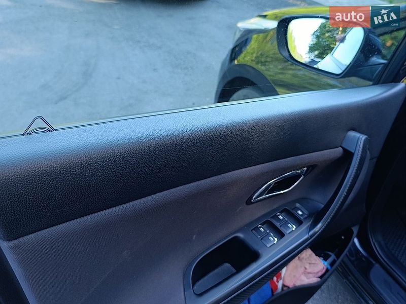 Универсал Kia Ceed 2015 в Коростене