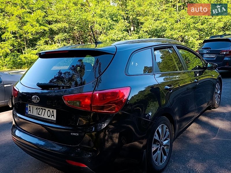 Универсал Kia Ceed 2015 в Коростене