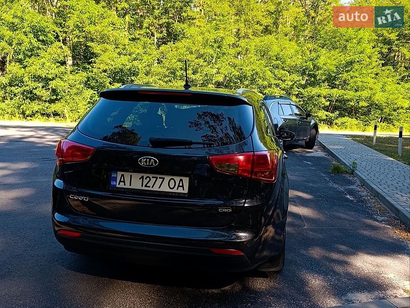Универсал Kia Ceed 2015 в Коростене